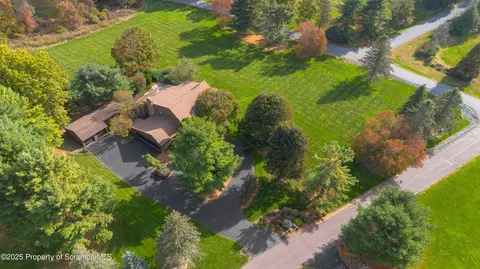 325 Longmeadow Rd, Shavertown, PA 18708