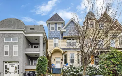 832 Monroe Ave, Scranton, PA 18510
