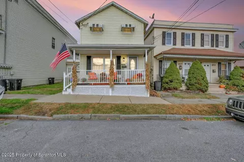805 Lincoln St, Scranton, PA 18519