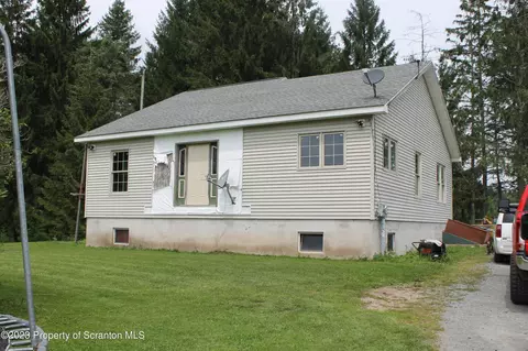 409 Great Bend Tpke, Pleasant Mount, PA 18453