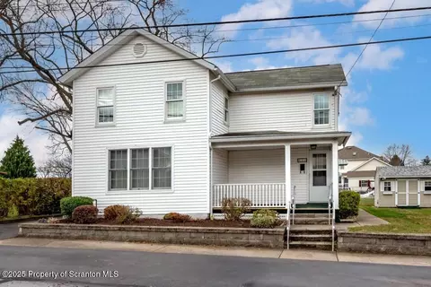 224 Pittston Ave, Avoca, PA 18641