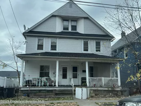 407-409 10th Ave, Scranton, PA 18504