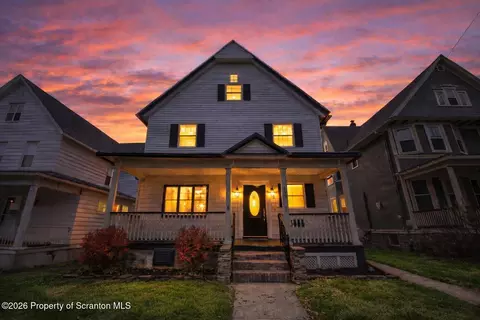 917 Taylor Ave, Scranton, PA 18510