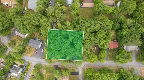 Cambell Way, Tobyhanna, PA 18466