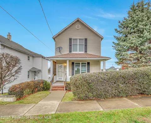 1404 Amherst St, Scranton, PA 18504