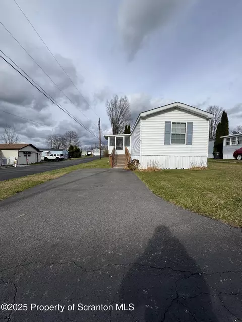 44 Mt Laurel Vlg, Spring Brook Twp, PA 18444
