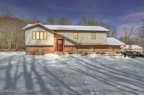 42 Davis St, Spring Brook, PA 18444