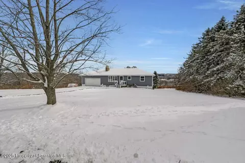112 Grzybowski Rd, Scott Twp, PA 18447