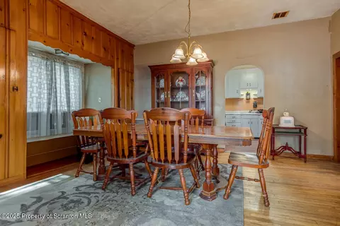 Dining - 1114 Eynon St, Scranton, PA 18504 photo 1 of 3