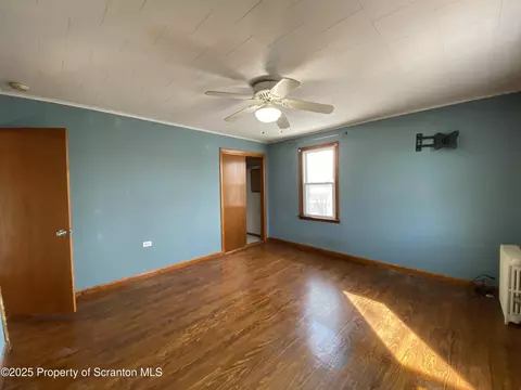 Bedroom - 907 E Drinker St, Dunmore, PA 18512 photo 1 of 4