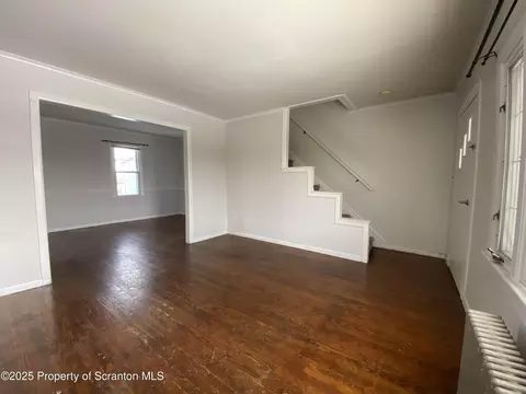 Living - 907 E Drinker St, Dunmore, PA 18512 photo 4 of 5