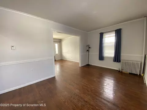 Living - 907 E Drinker St, Dunmore, PA 18512 photo 1 of 5