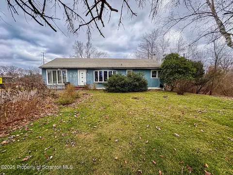 1030 Morgan Hwy Hwy, Clarks Summit, PA 18411