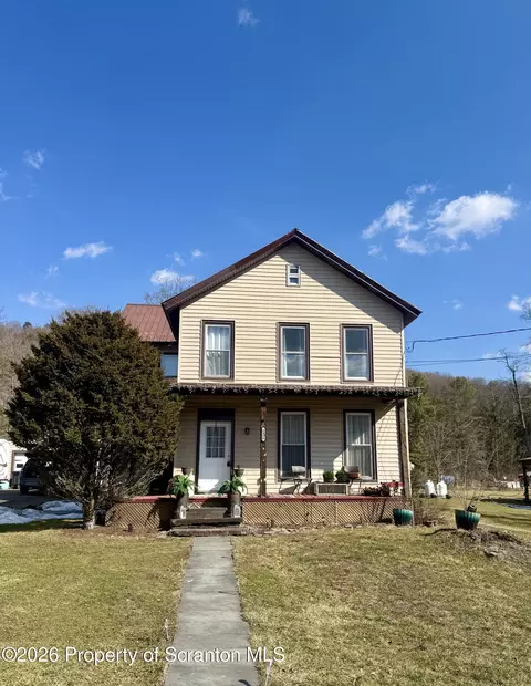 6898 Maple St, Kingsley, PA 18826