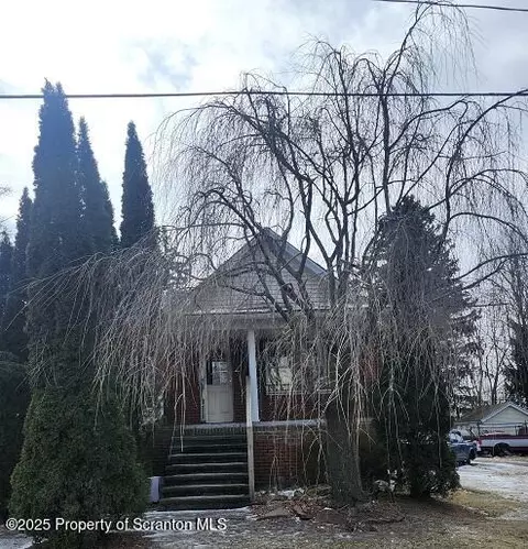 805 Ferdinand St, Scranton, PA 18508
