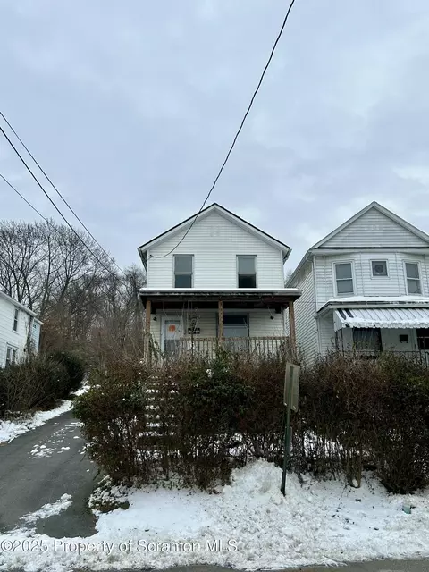 1031 Spruce St, Wilkes-barre, PA 18702