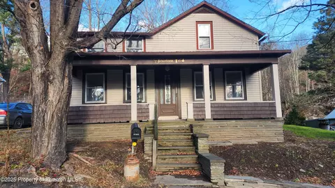 38 Prospect St, Hop Bottom, PA 18824