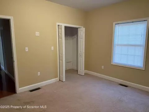 Bedroom - 615 Arthur Ave, Scranton, PA 18510 photo 3 of 4