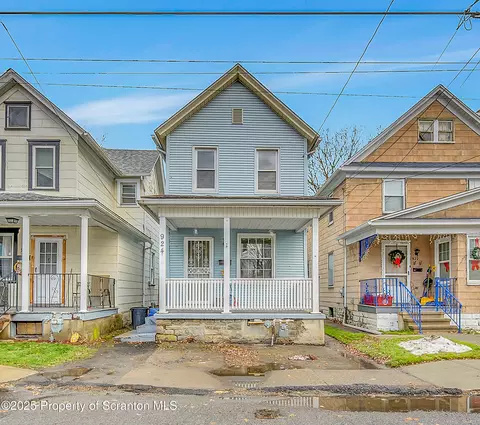 924 Snyder Ave, Scranton, PA 18504