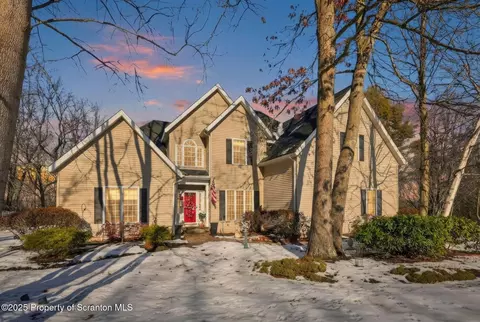 338 Forest Dr, Tunkhannock, PA 18657