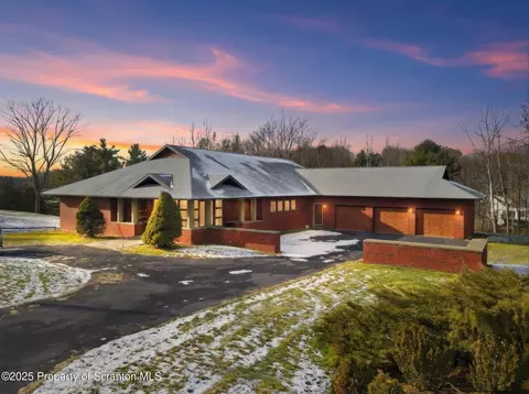 1301 Violet Ter, Waverly, PA 18471