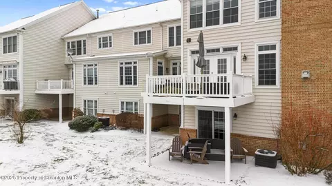 302 Thackeray Close, Moosic, PA 18507 photo 44