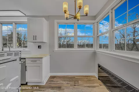 Dining - 141 School St, Scranton, PA 18508 photo 1 of 1