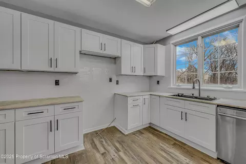 Kitchen - 141 School St, Scranton, PA 18508 photo 3 of 3