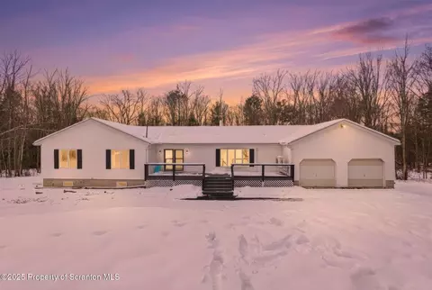 261 Air Park Rd, Honesdale, PA 18431