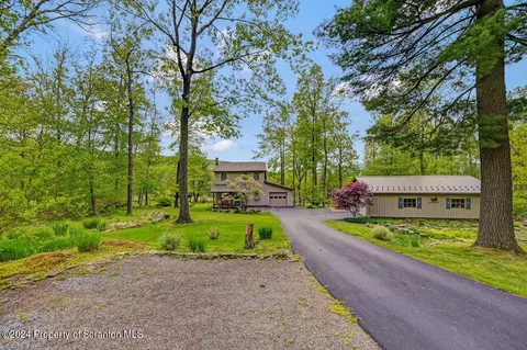33 Hobbs Rd, Tunkhannock, PA 18657