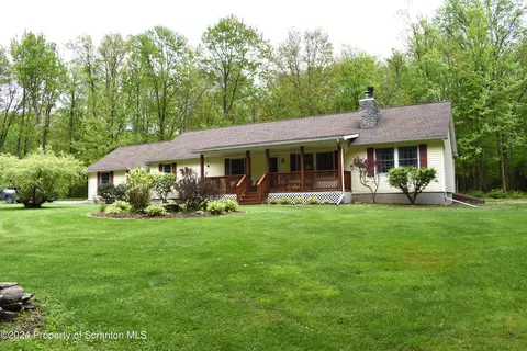 306 Towner Hill Rd, New Milford, PA 18834