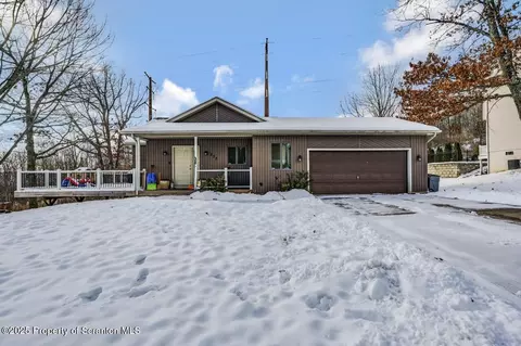 333 White Birch Dr, Scranton, PA 18504