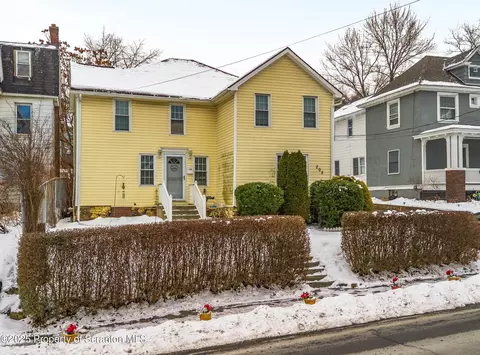 205 S Valley Ave, Olyphant, PA 18447
