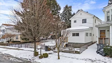 719 S Webster Ave, Scranton, PA 18505