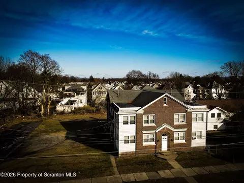 75 Melrose Ave, Wilkes-barre, PA 18702