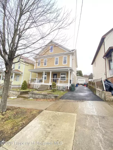 1827 Prospect Ave, Scranton, PA 18505