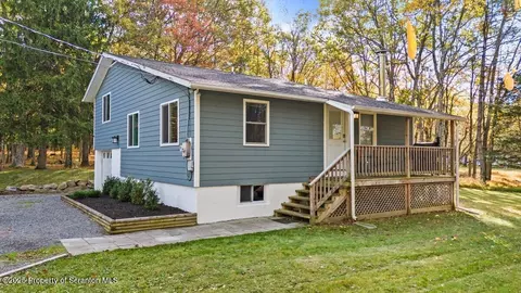 103 Sycamore Cir, Albrightsville, PA 18210