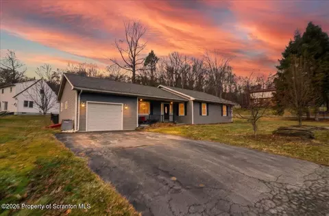 6 Dogwood St, Tunkhannock, PA 18657