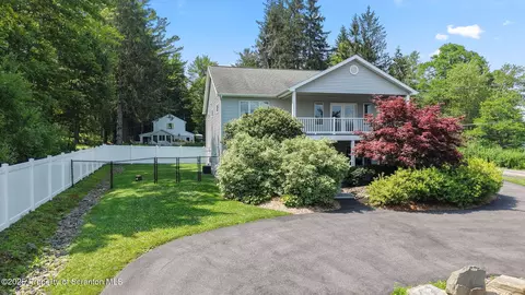 2975 John C Mcnamara Dr, Brackney, PA 18812
