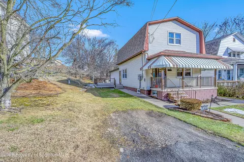 1031 Alder St, Scranton, PA 18505