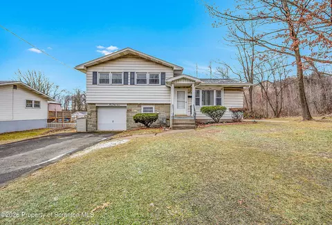 311 Betty St, Eynon, PA 18403