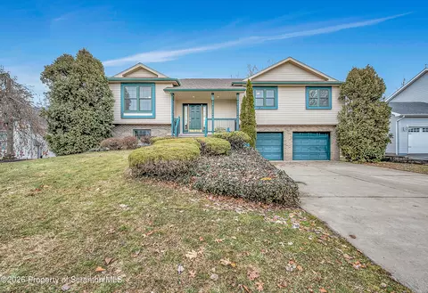 936 Katherine Dr, Jessup, PA 18434