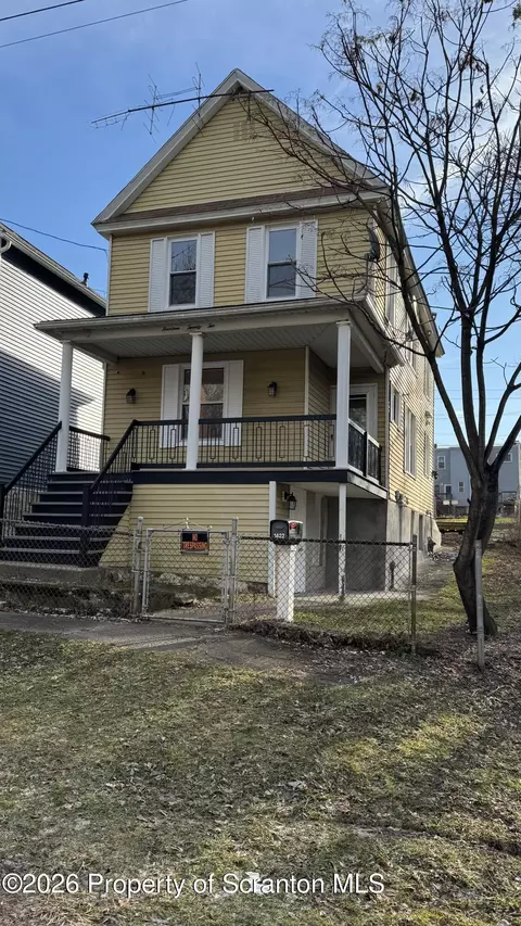 1422 N Rebecca Ave, Scranton, PA 18508