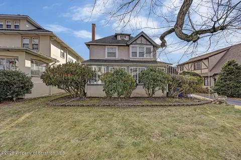 1936 N Washington Ave, Scranton, PA 18509