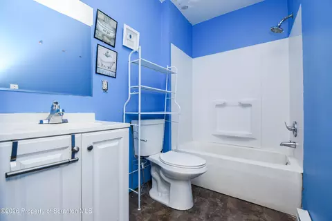 2 Ferguson Pl, Dunmore, PA 18509 photo 14