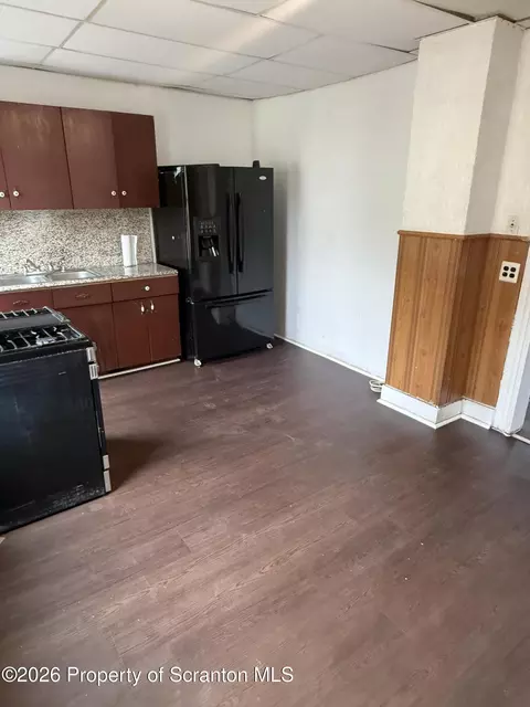 2 Ferguson Pl, Dunmore, PA 18509 photo 12