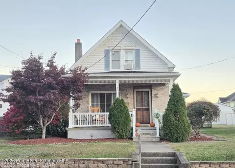 23 Elm St, West Pittston, PA 18643
