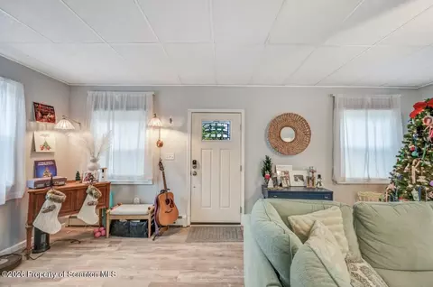 Entry Way - 35 E Franklin St, Shavertown, PA 18708 photo 1 of 17