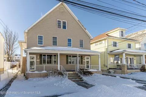 112 E Grove St, Taylor, PA 18517
