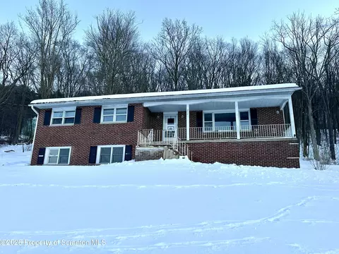 250 W Foothills Dr, Drums, PA 18222